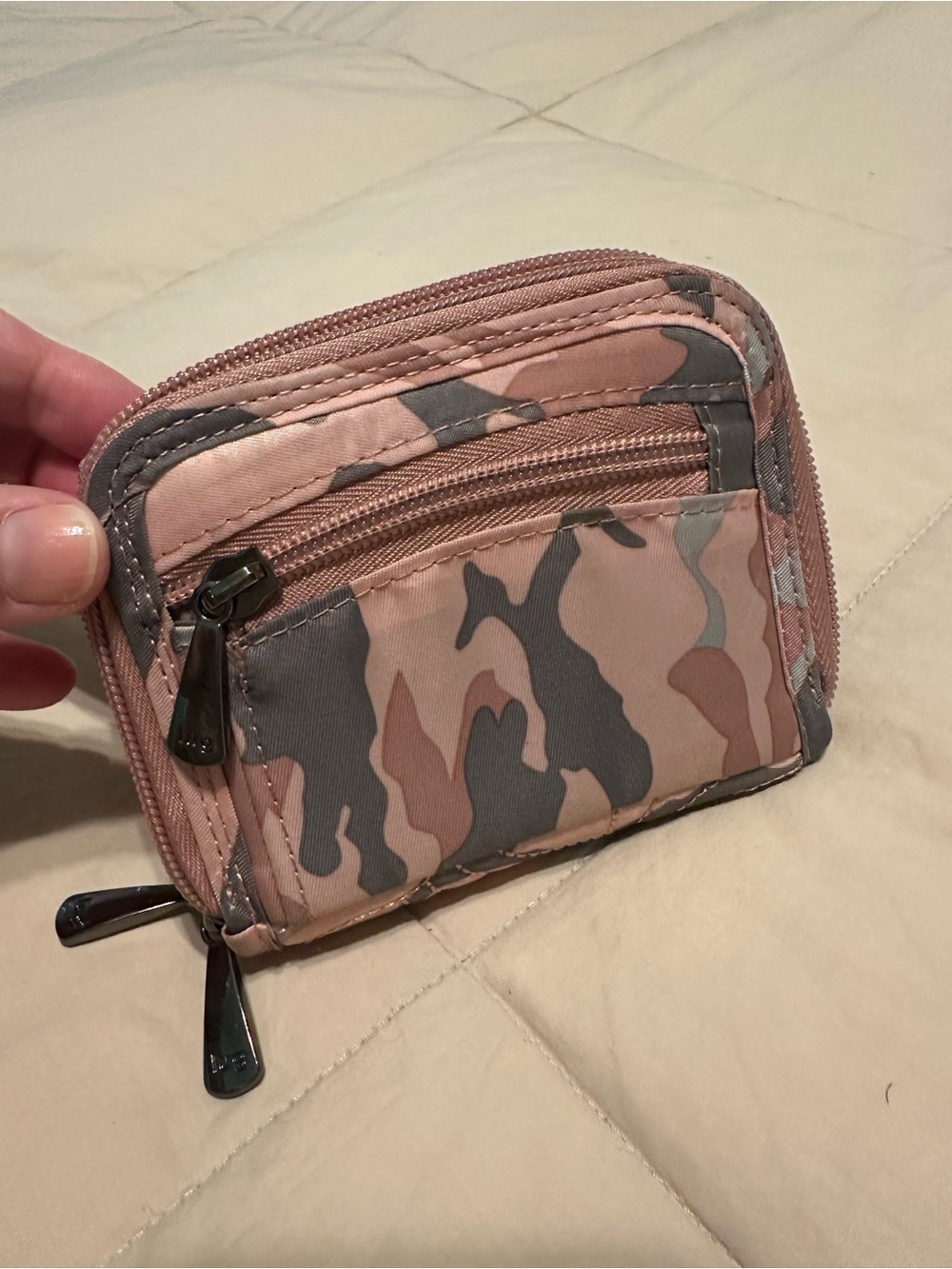 LUG Quilted split accordian wallet pink camo - Picture 2 of 5